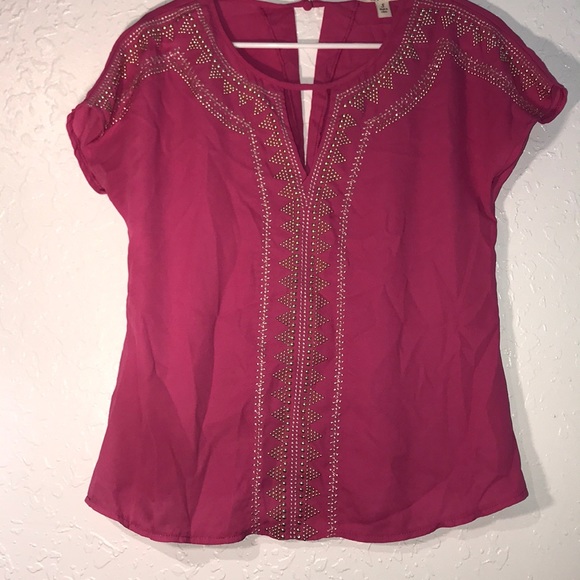 Pink top with a gold studded design ✨💕👚😃 - Picture 1 of 3